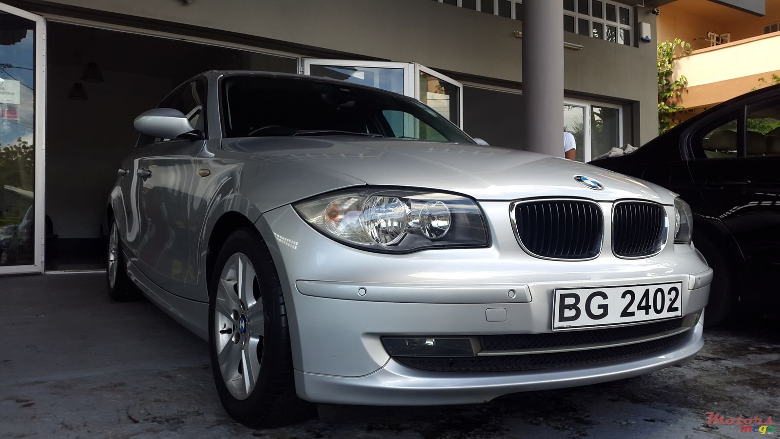 2008' BMW 1 Series photo #1