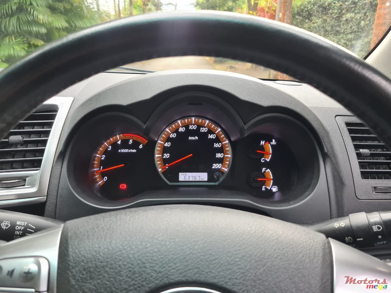 2014' Toyota Hilux photo #6