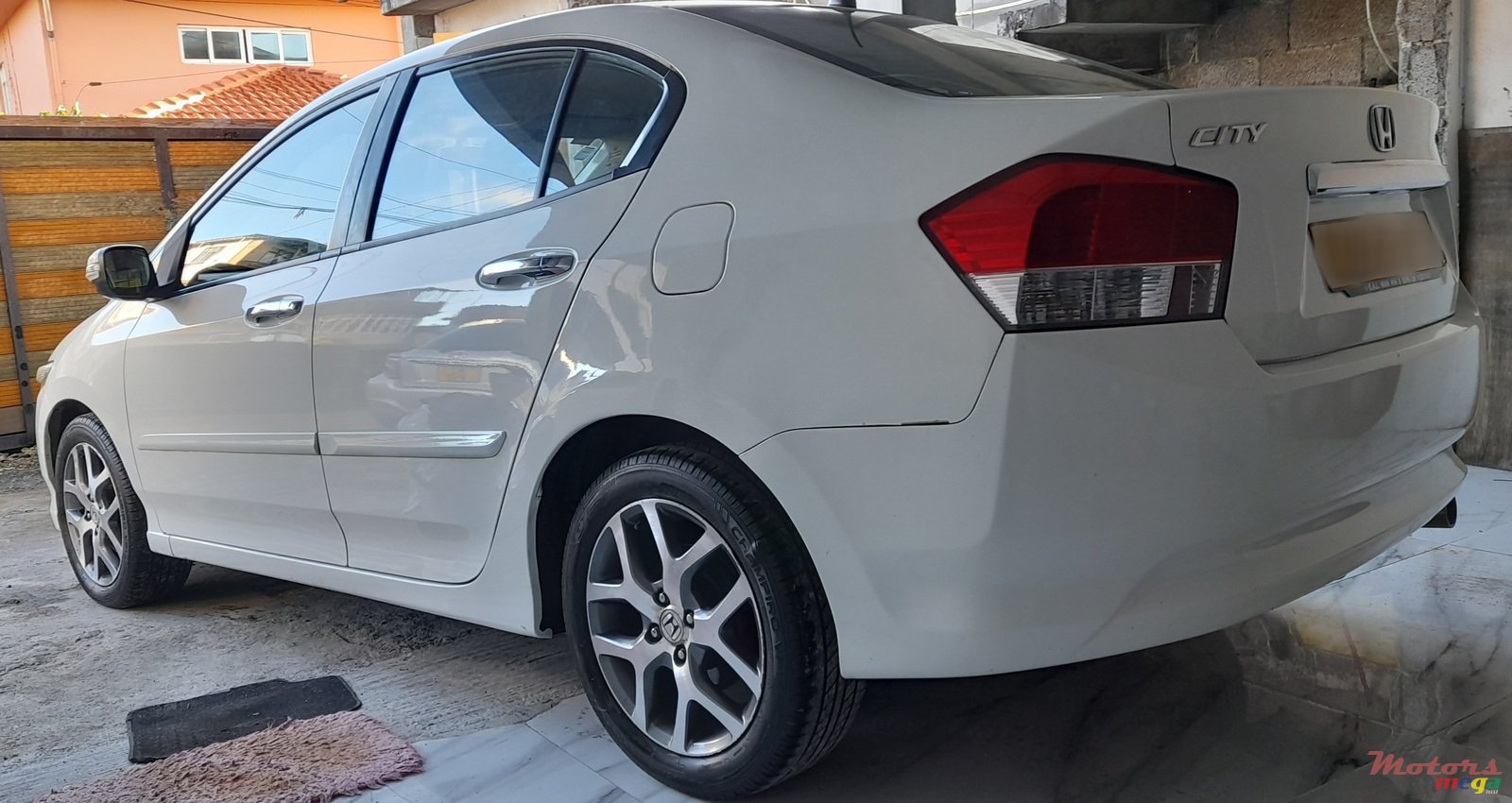 2011' Honda City photo #7