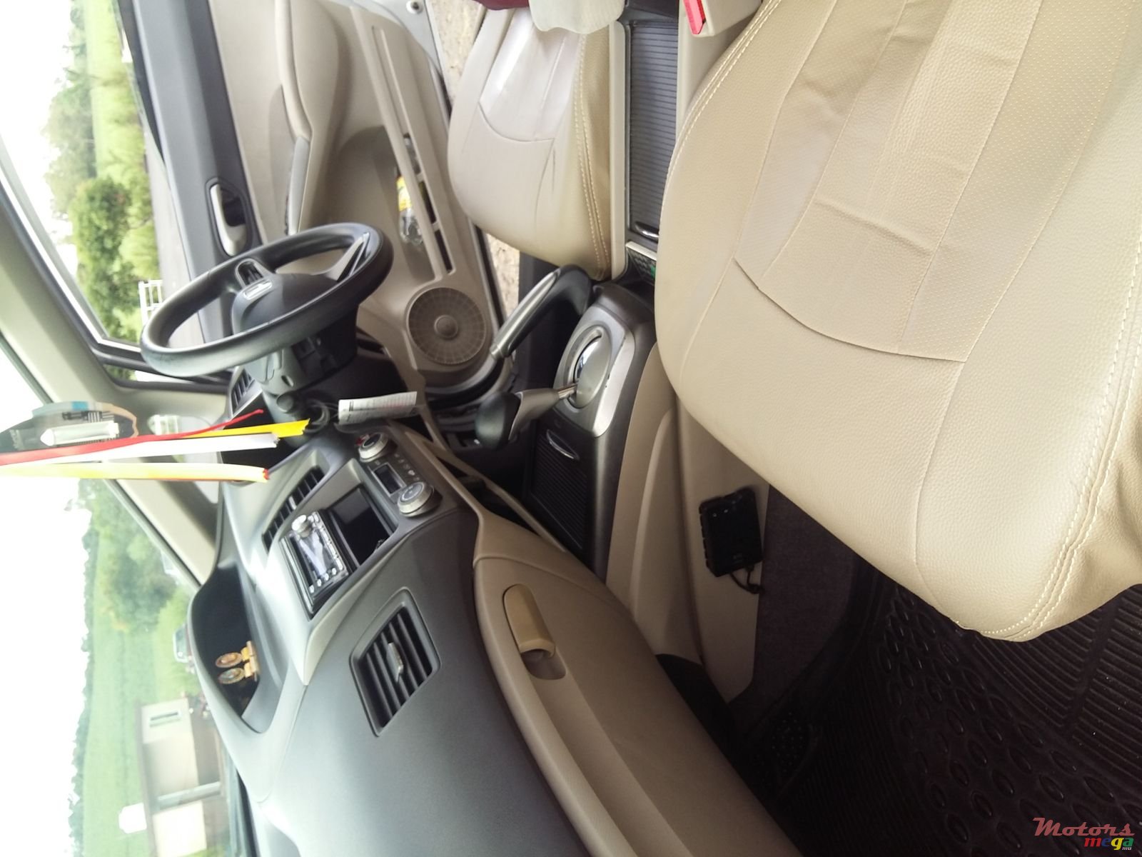 2009' Honda Civic hybrid photo #3