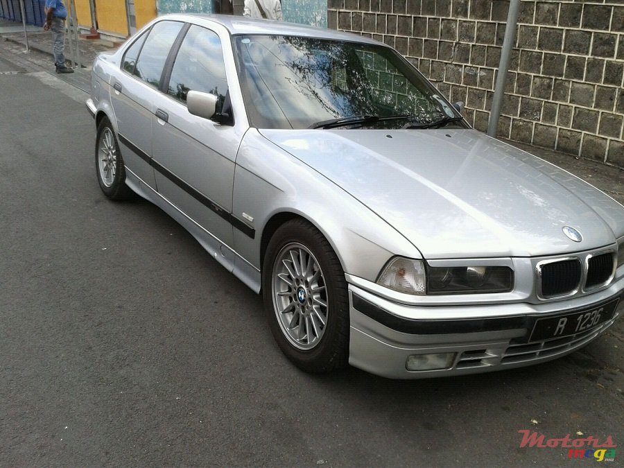 1997' BMW 318 none photo #1