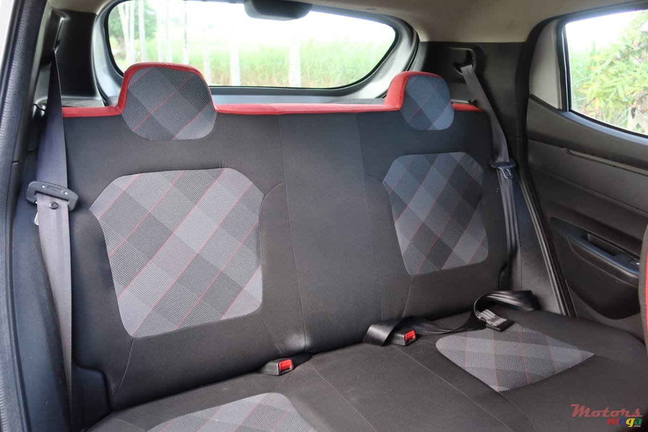 2020' Renault Kwid photo #3