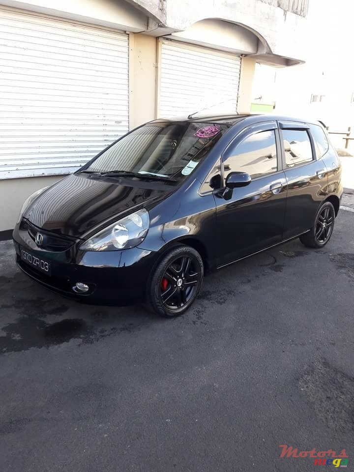 2003' Honda Fit photo #1