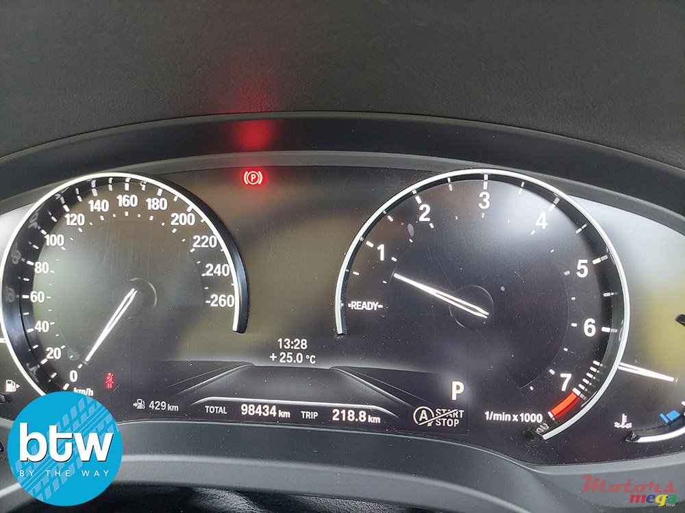 2018' BMW X3 photo #7