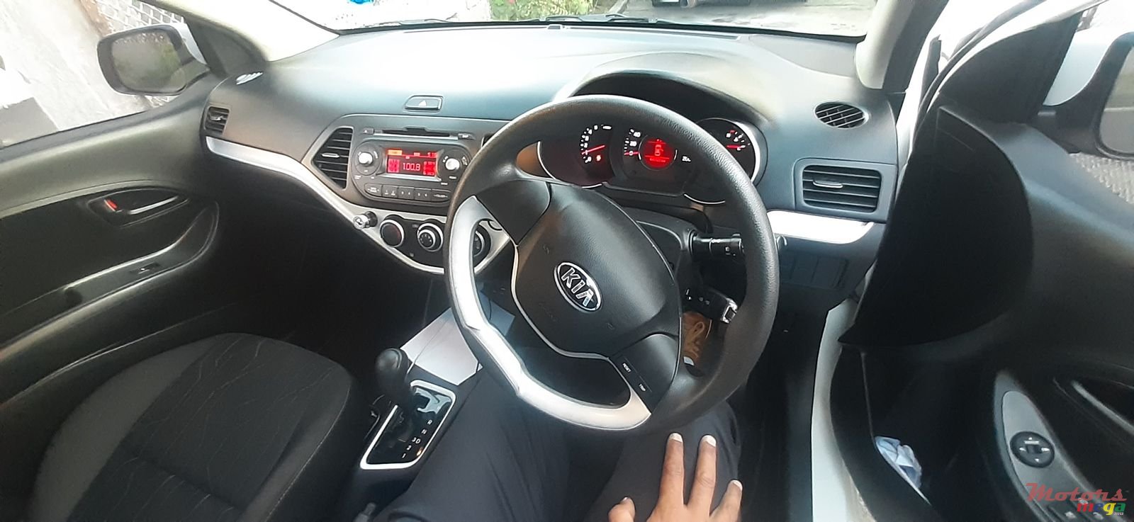 2015' Kia Picanto photo #4