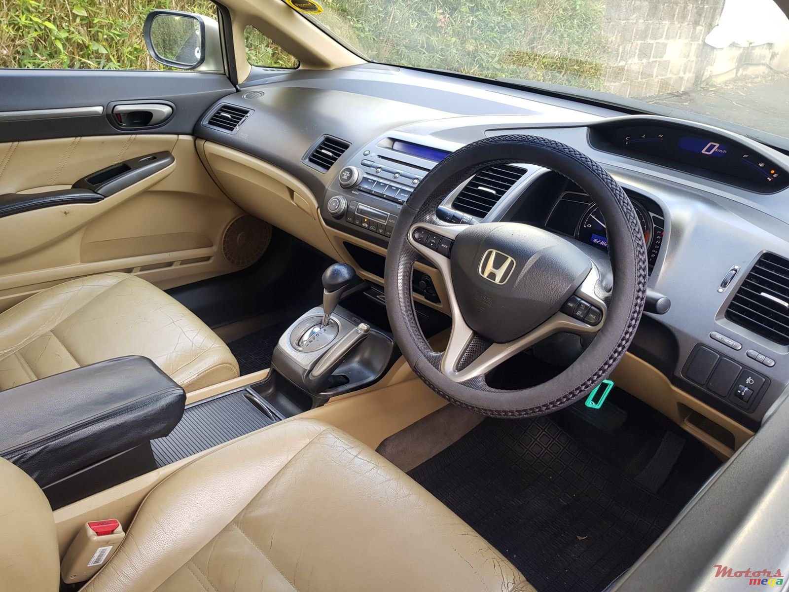 2008' Honda Civic 1.8 petrol photo #5