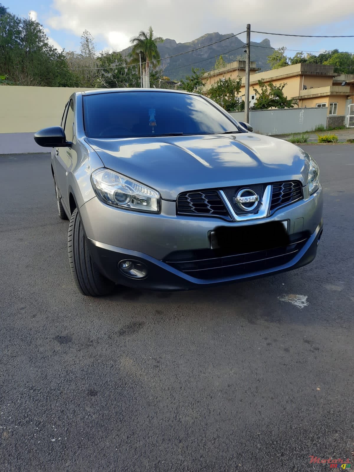 2013' Nissan Qashqai photo #2