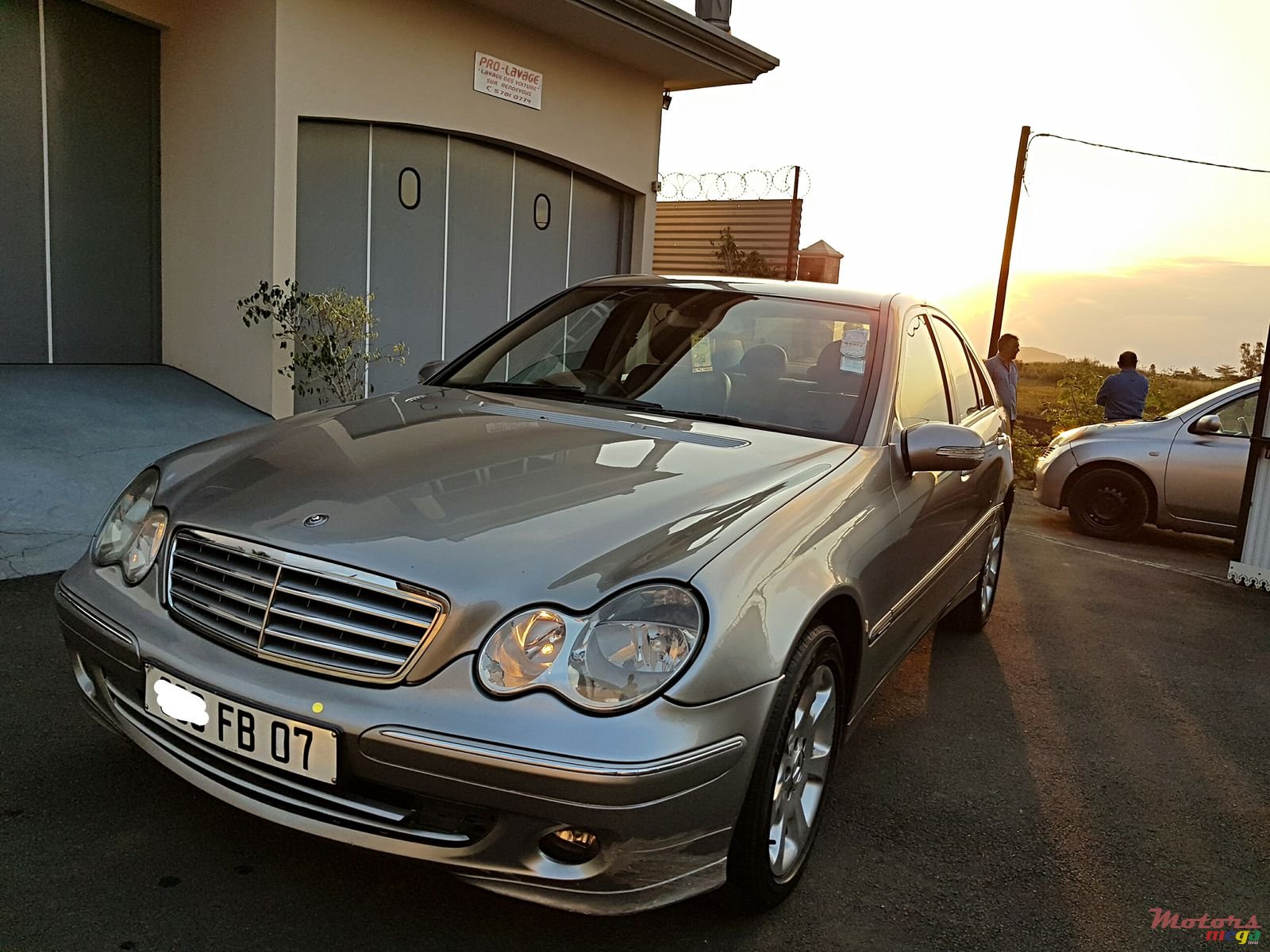 2007' Mercedes-Benz c200 automatic photo #1