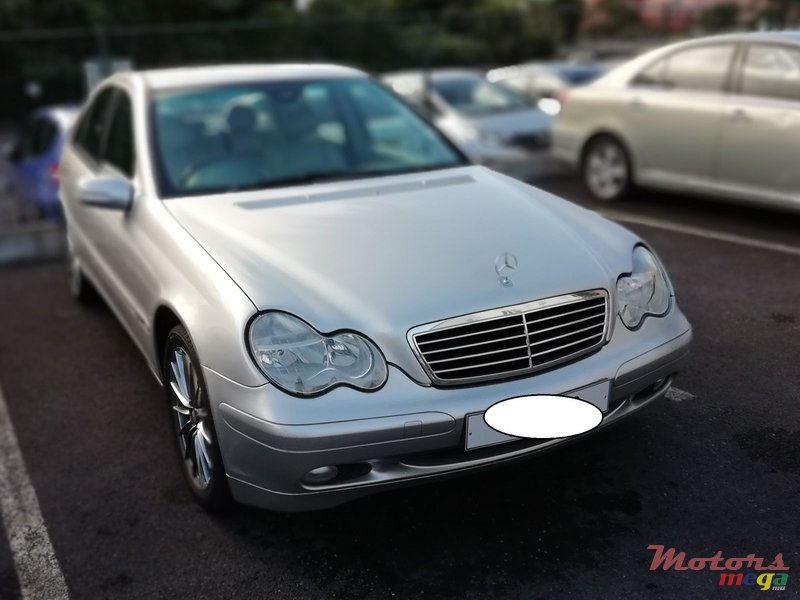 2001' Mercedes-Benz C-Class Completely Refurbished photo #1