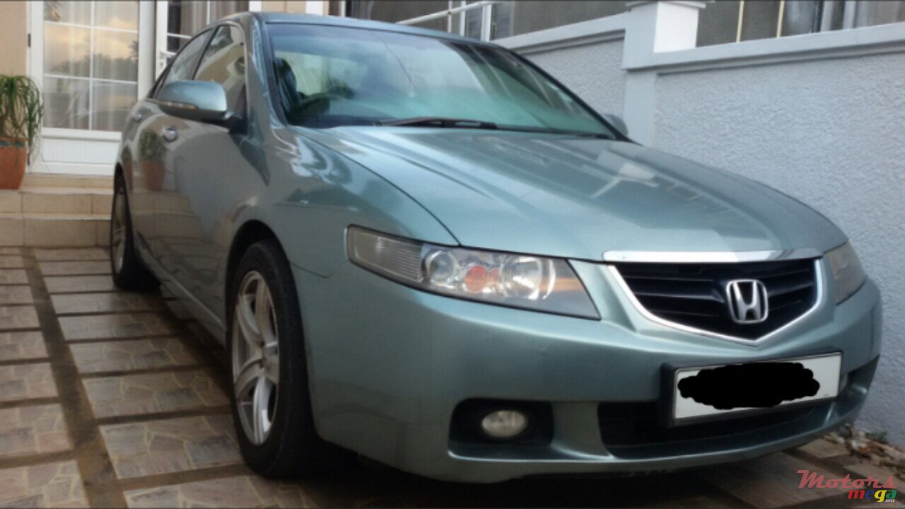 2004' Honda Accord photo #3