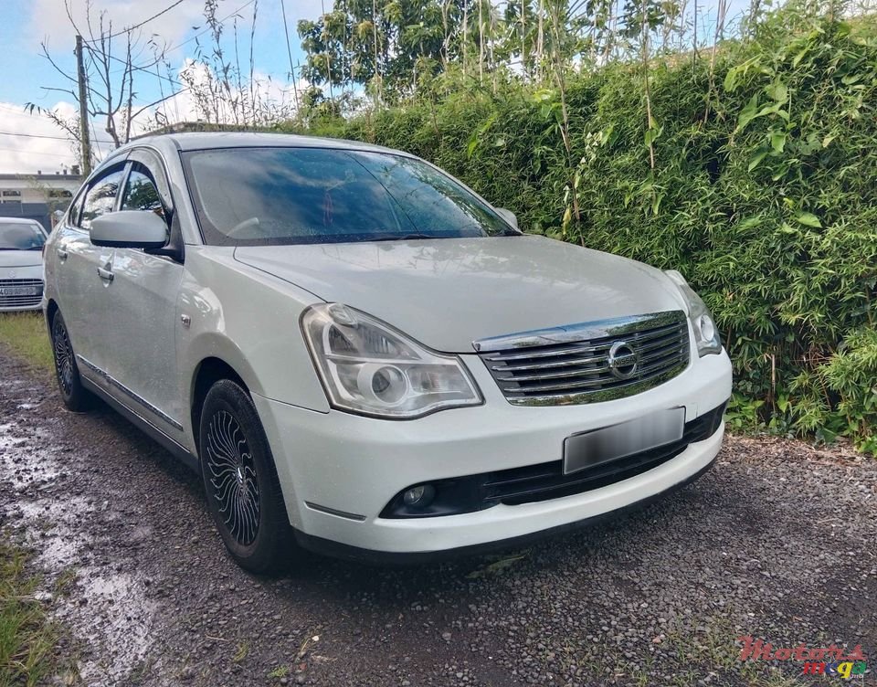 2011' Nissan Bluebird SYLPHY [AUTOMATIC] photo #1