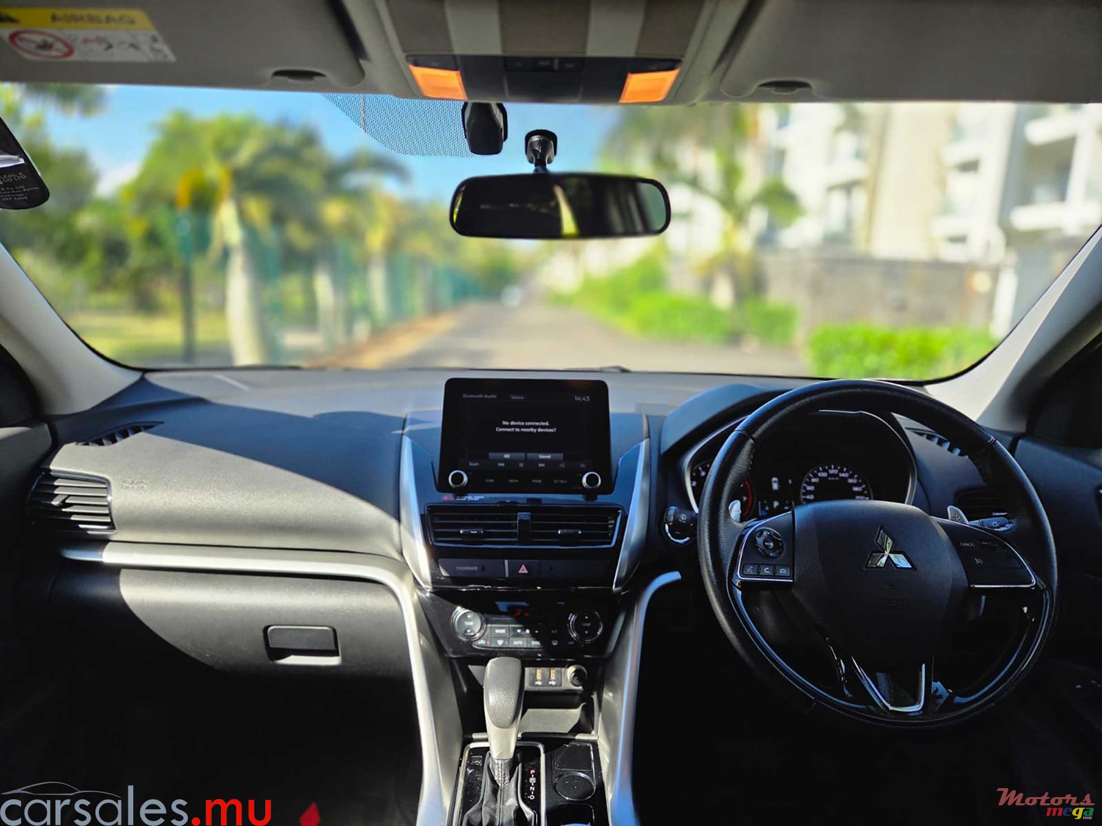 2022' Mitsubishi Eclipse Cross LE photo #6