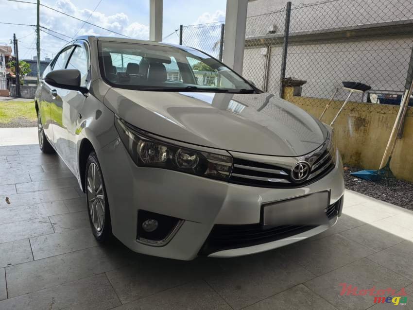 2016' Toyota photo #1
