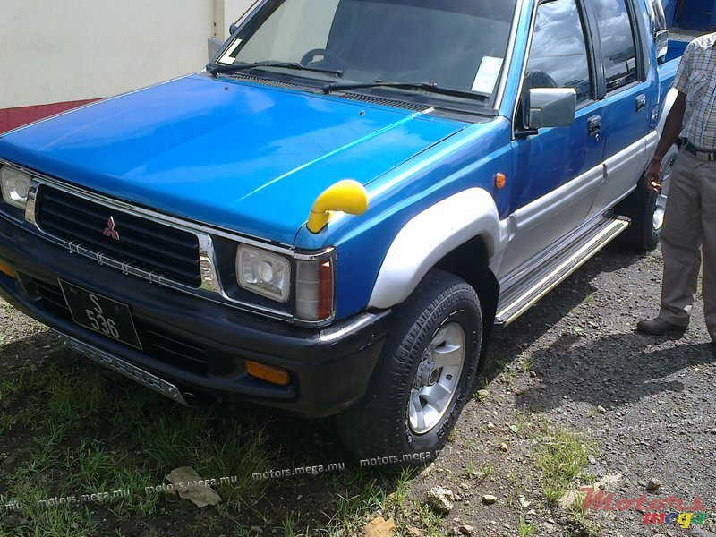 1994' Mitsubishi photo #1