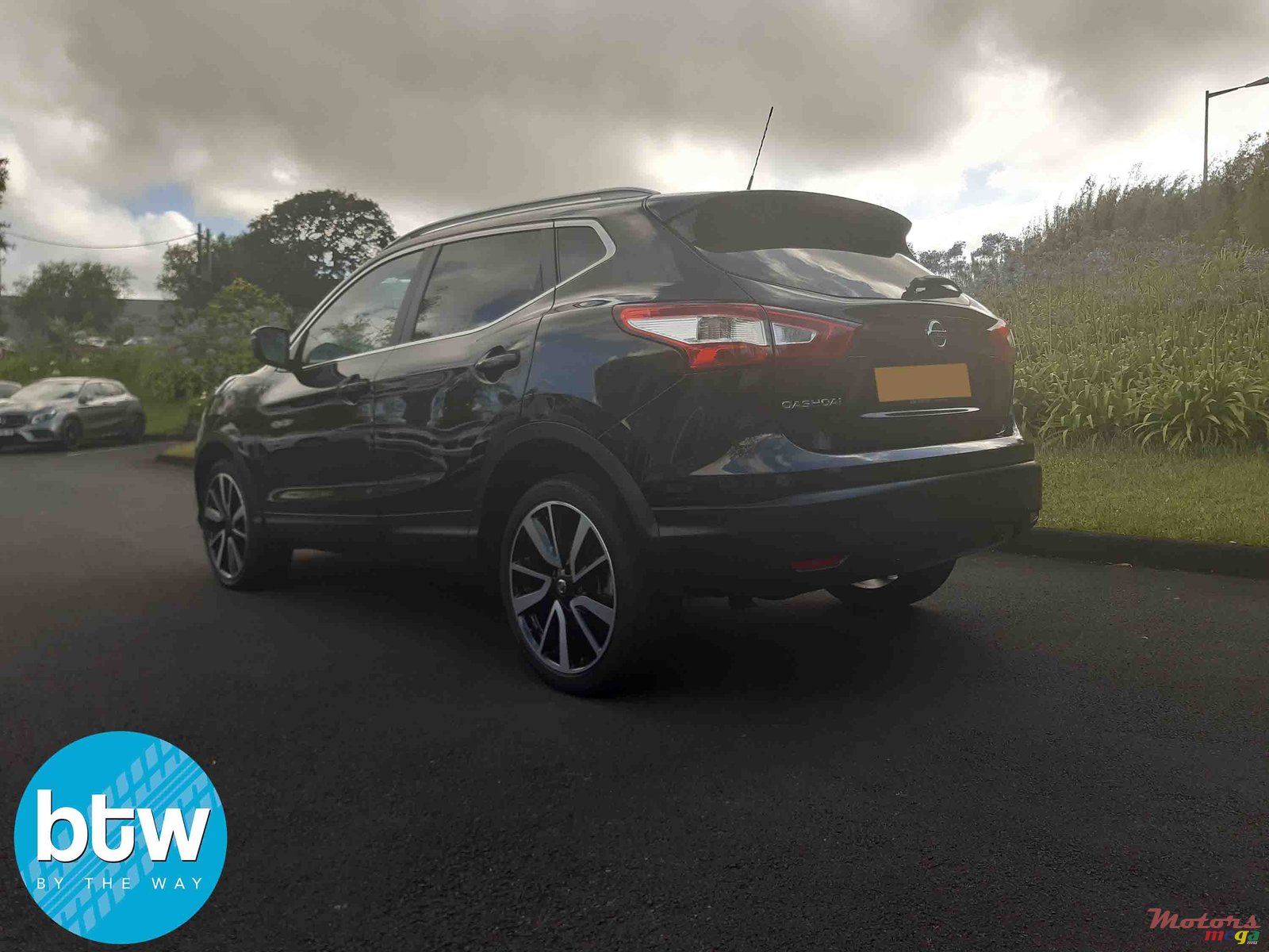 2015' Nissan Qashqai Techno pack photo #2