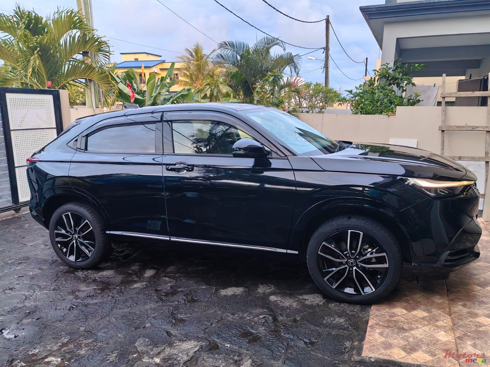 2021' Honda HR-V photo #3