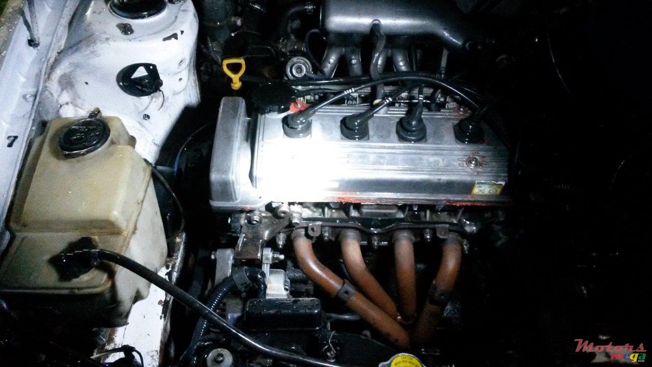 1997' Toyota Corona photo #3