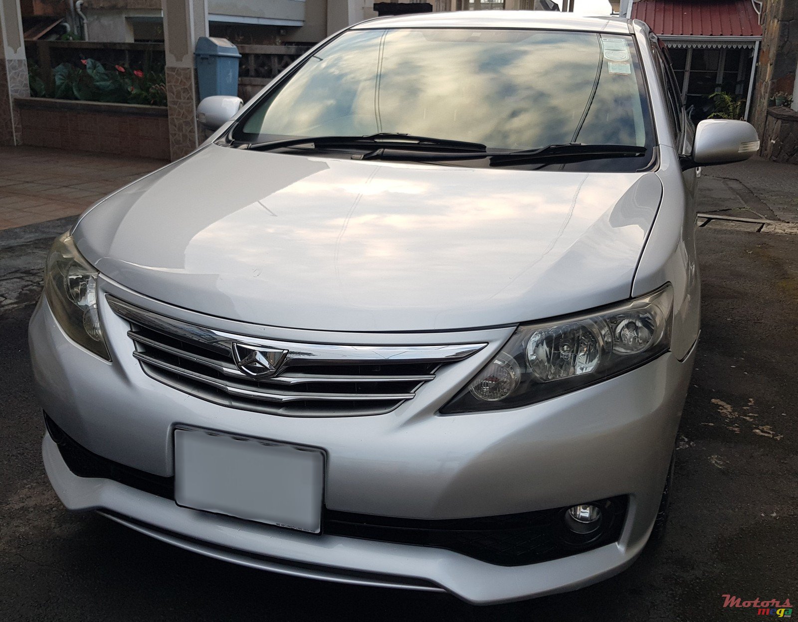 2011' Toyota Allion photo #1