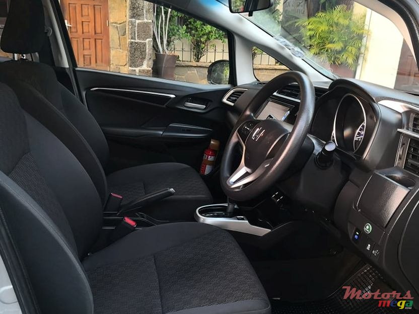 2013' Honda Fit photo #4