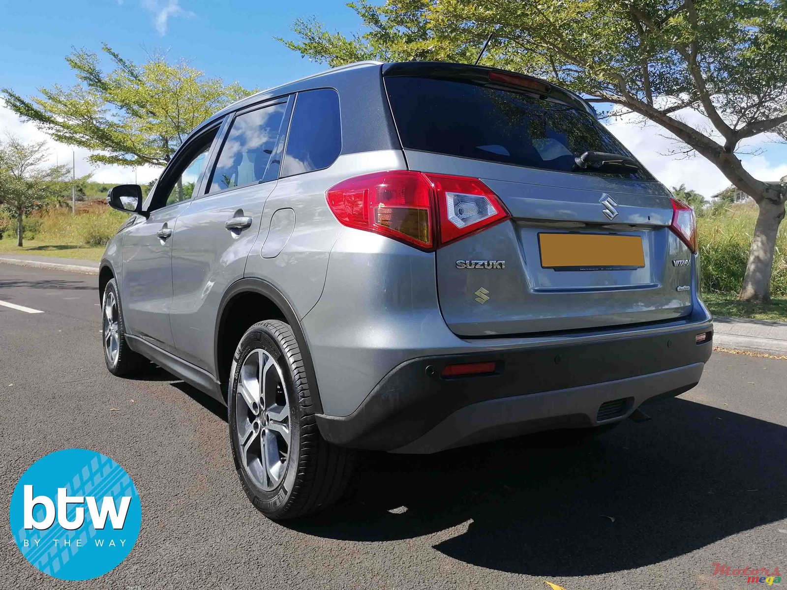 2016' Suzuki Vitara photo #3