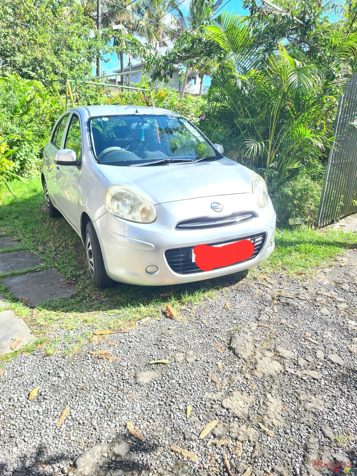 2013' Nissan March photo #4