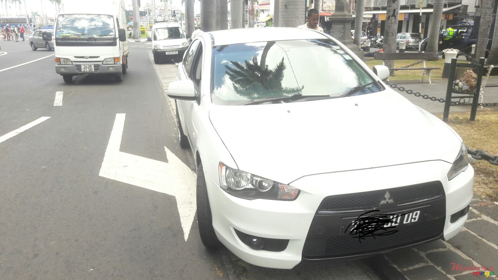 2009' Mitsubishi Lancer X Fully loaded photo #1