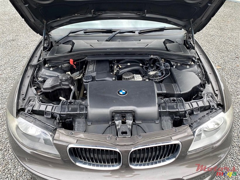 2009' BMW 116 Manual 1.6L photo #5
