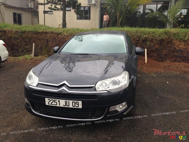 2009' Citroen Turbo Diesel photo #2