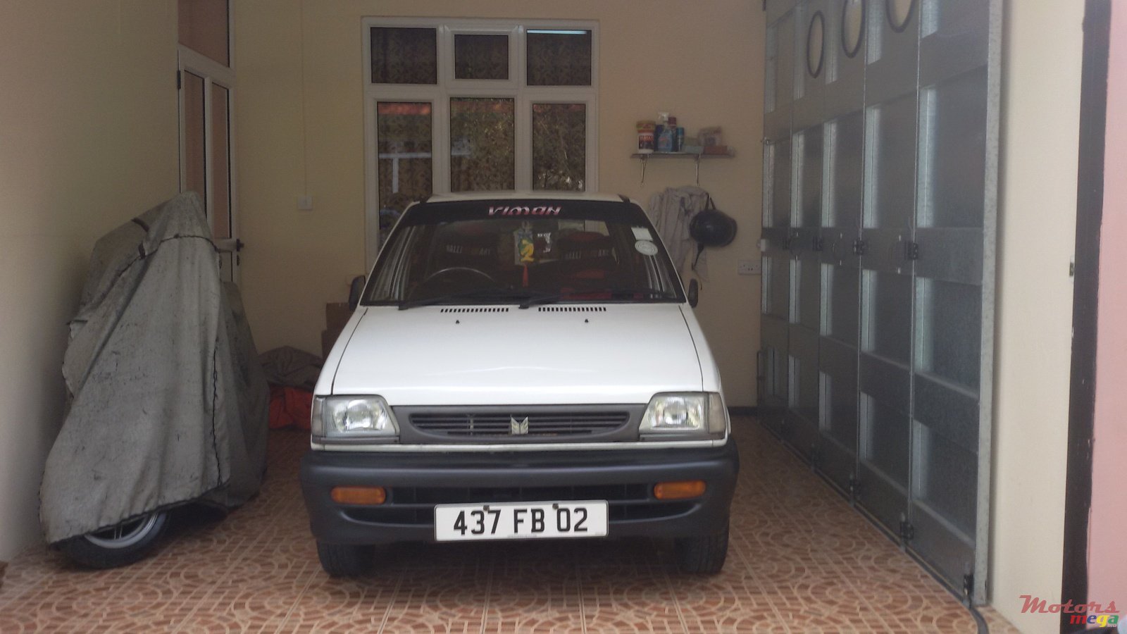 2002' Suzuki photo #1