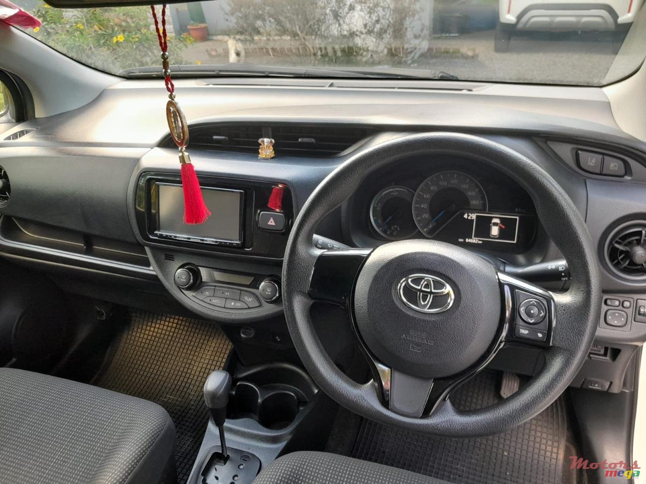 2020' Toyota Vitz photo #4