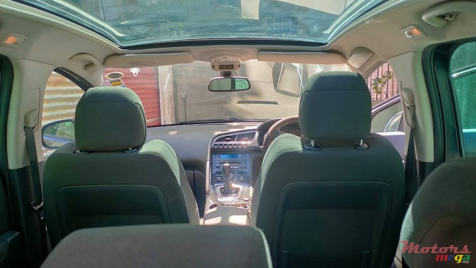 2013' Peugeot 3008 photo #4