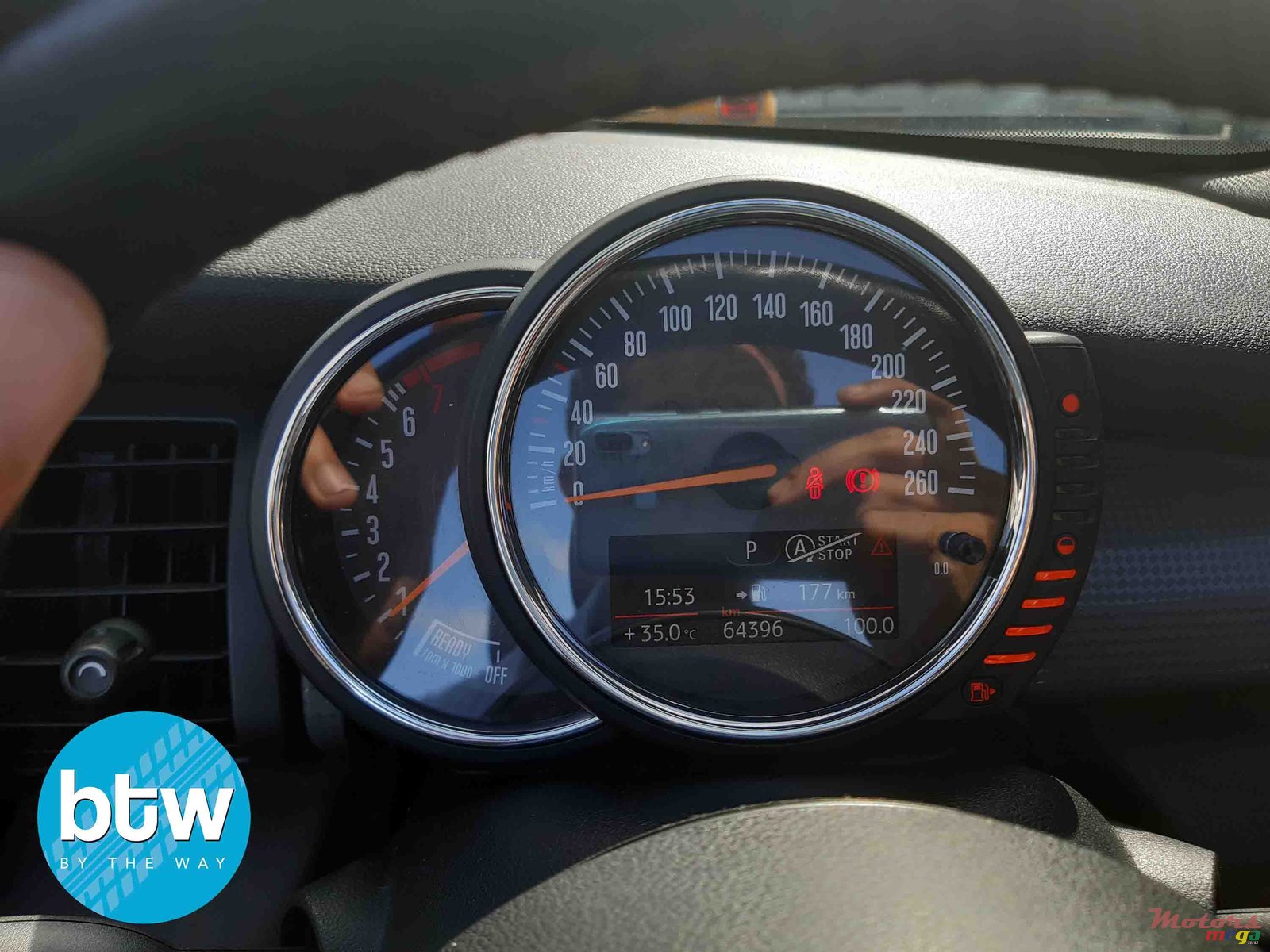 2016' MINI Cooper Cabrio photo #7