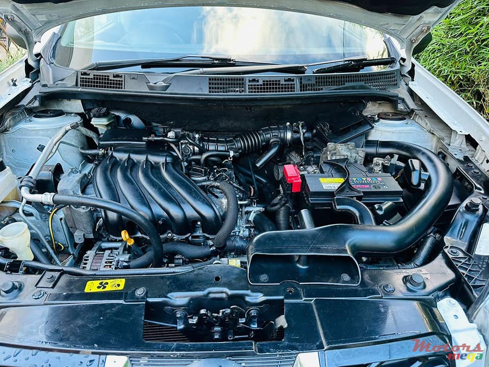 2013' Nissan Qashqai+2 1.6l MANUAL photo #7