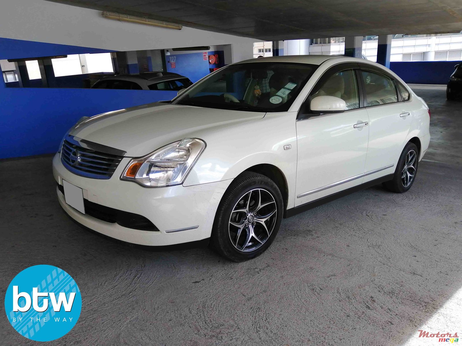2011' Nissan Bluebird Sylphy photo #1