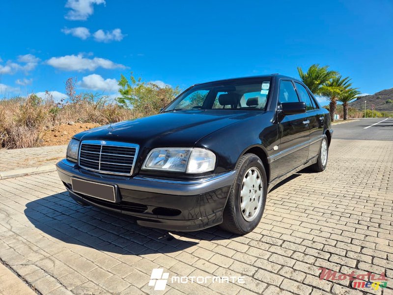 1999' Mercedes-Benz C 200 W202 photo #2