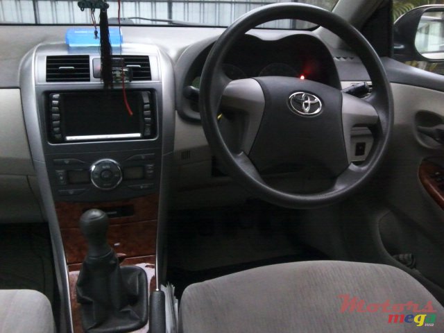 2008' Toyota Axio photo #3