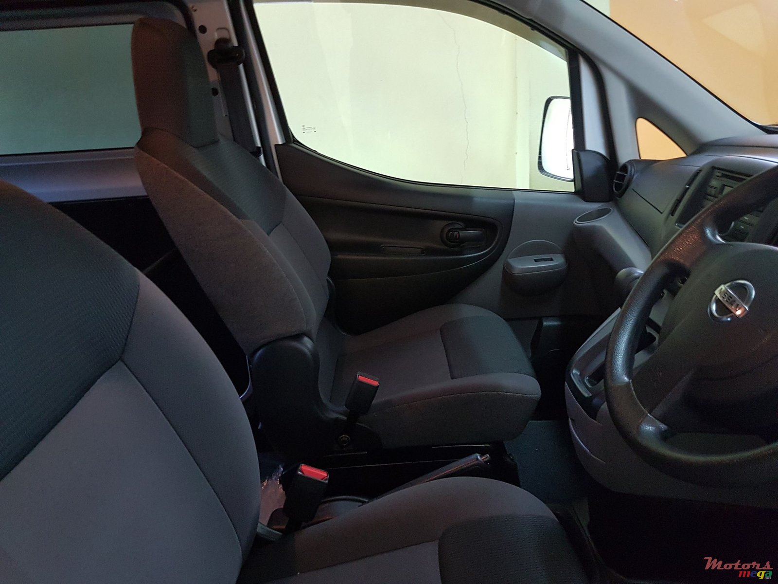 2012' Nissan Vanette cargo photo #5