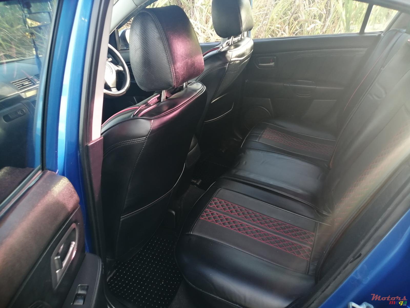 2005' Mazda photo #7