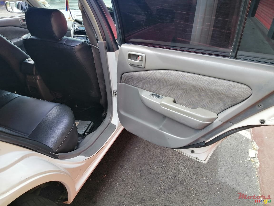 1998' Toyota Corona photo #5