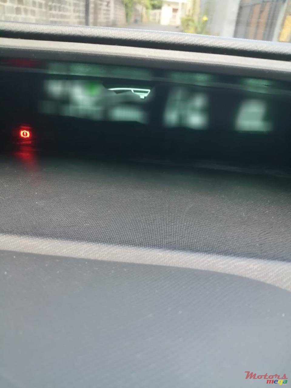 2015' Toyota Aqua photo #2