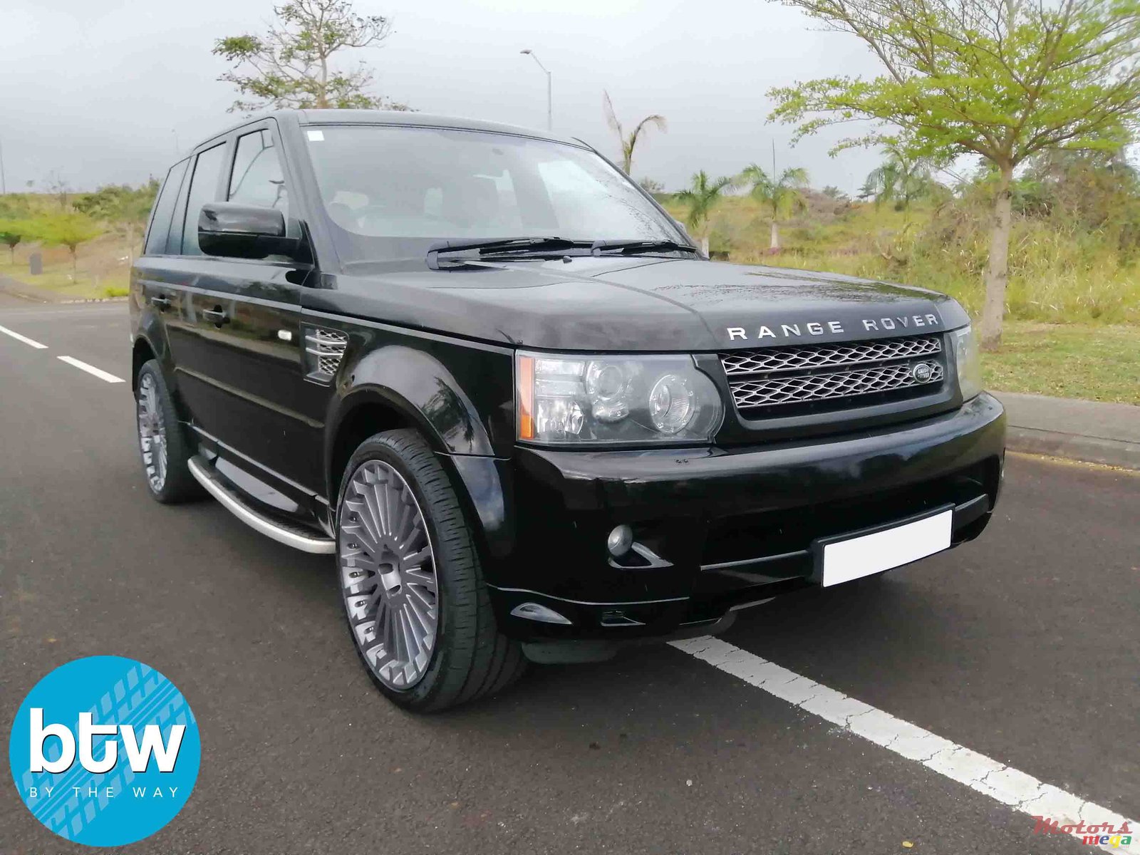 2010' Land Rover Range Rover Sport TDV8 (L320) photo #1