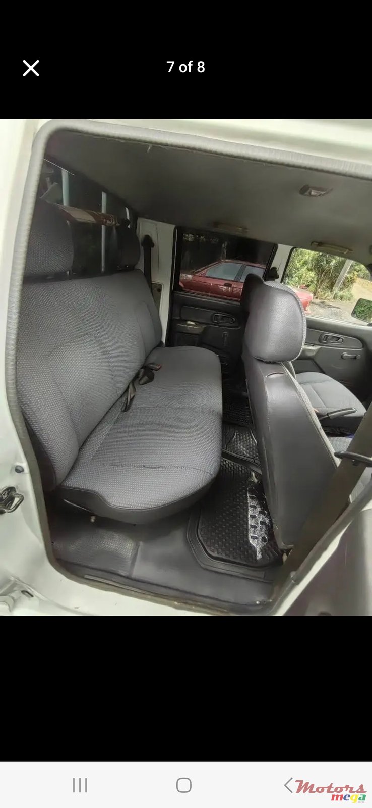 2001' Mitsubishi photo #2