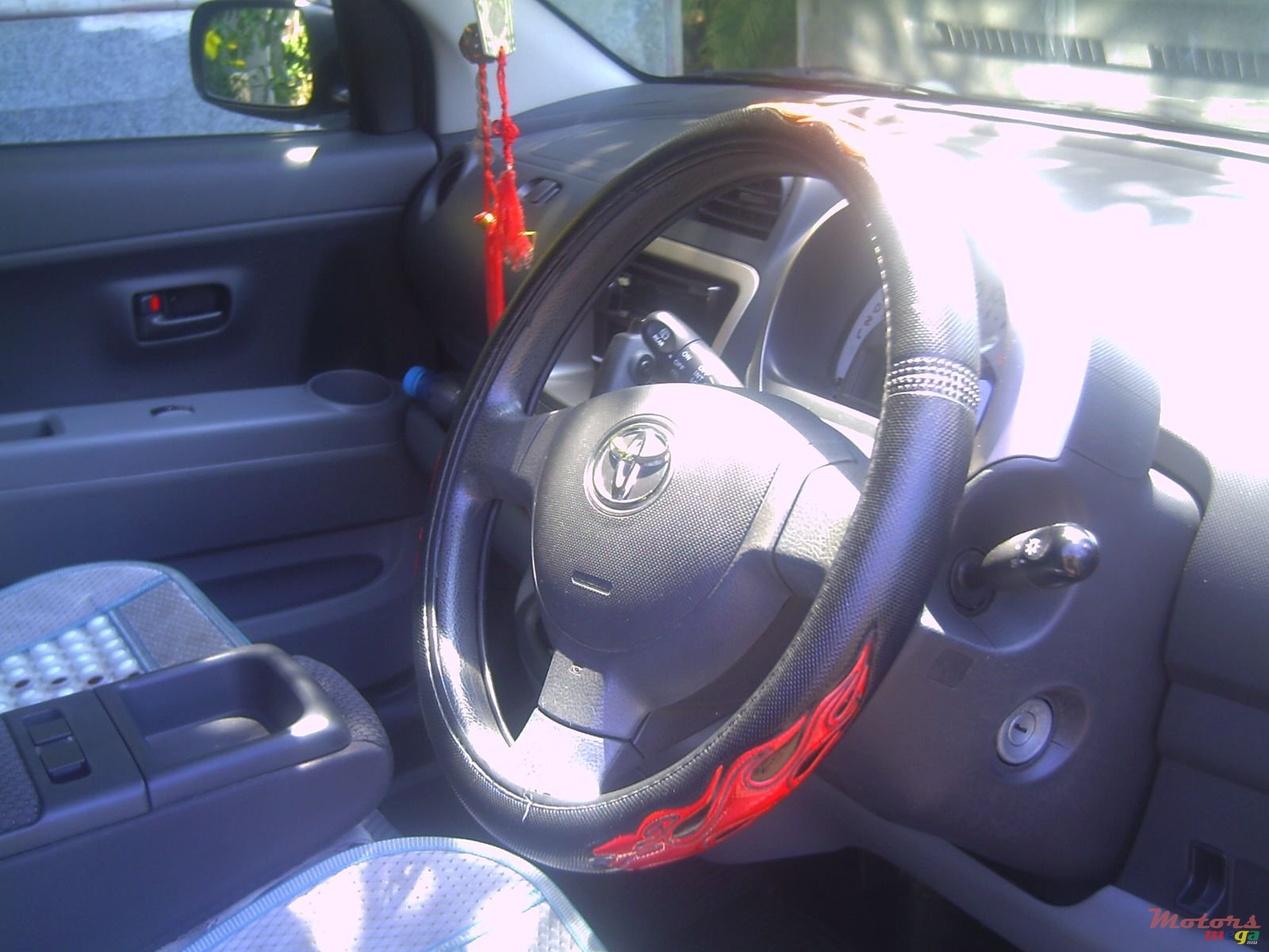 2010' Toyota photo #4