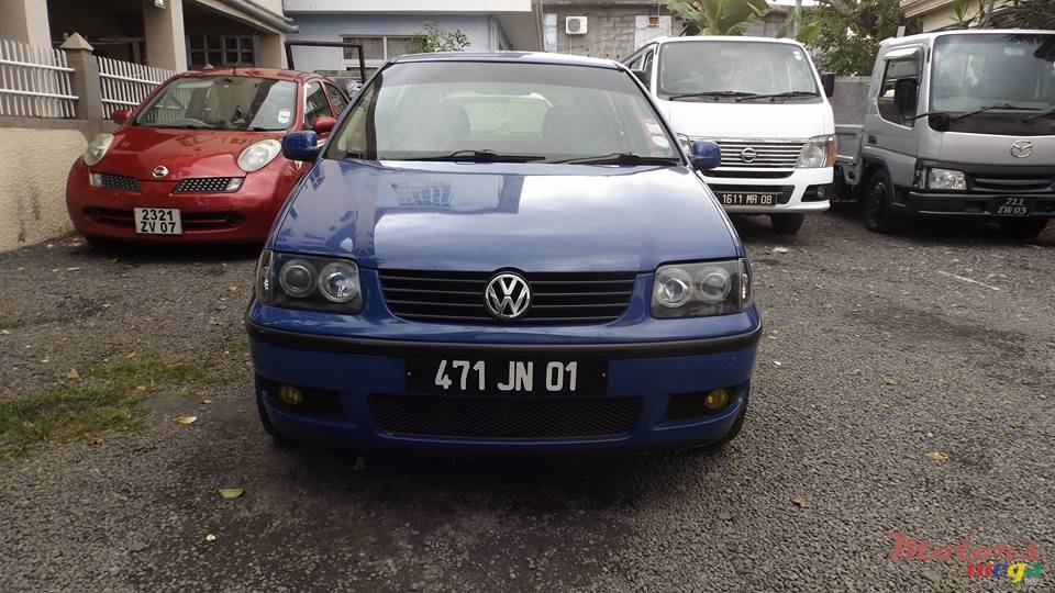 2001' Volkswagen Polo photo #1
