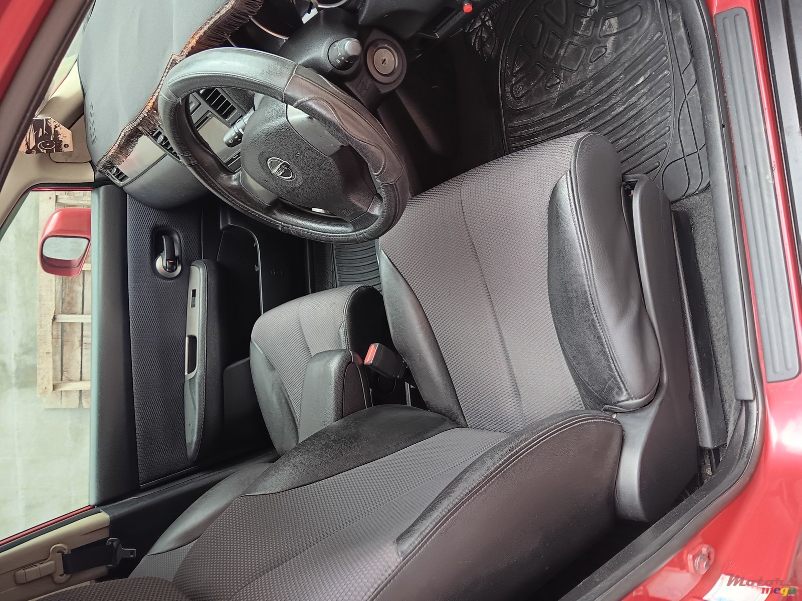 2007' Nissan Tiida photo #3