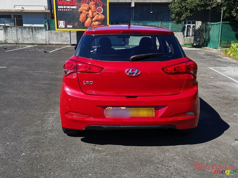 2016' Hyundai i20 photo #6