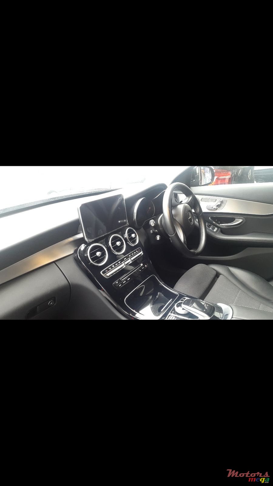 2014' Mercedes-Benz C180 photo #3