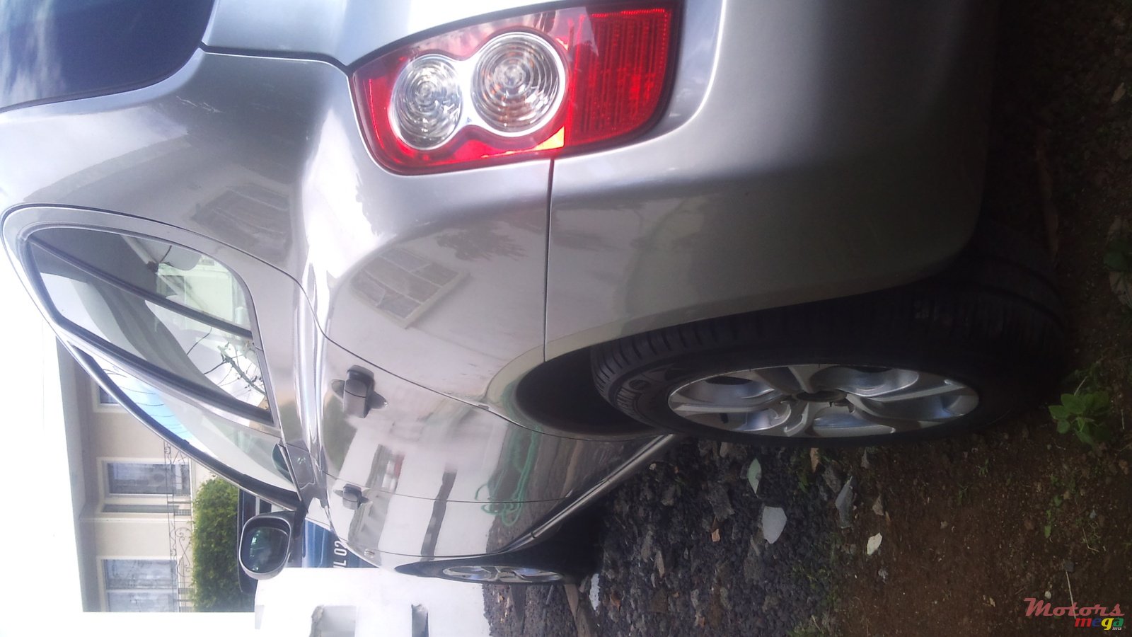 2006' Nissan Micra photo #1