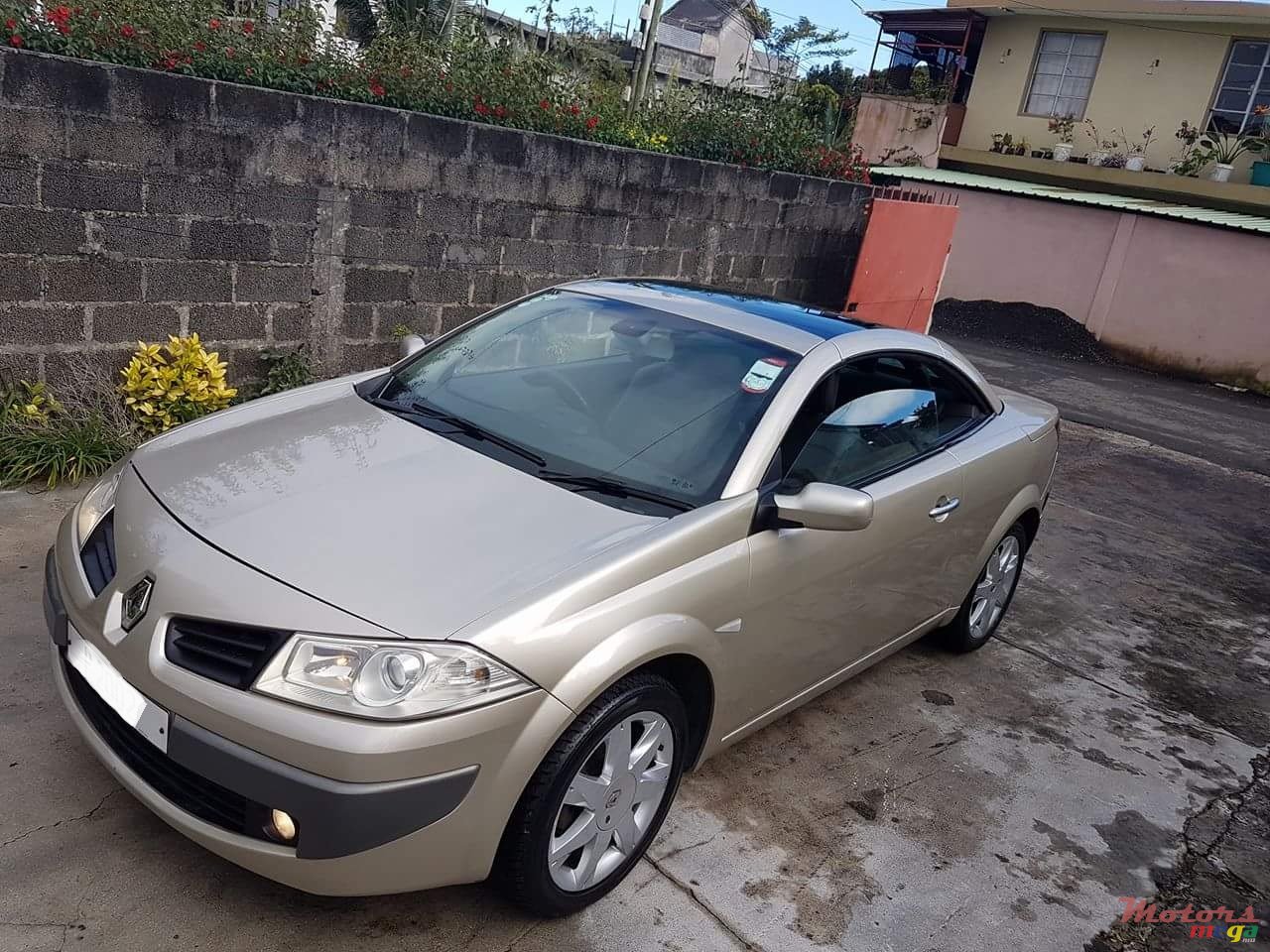 2007' Renault Megane Decapotable photo #6