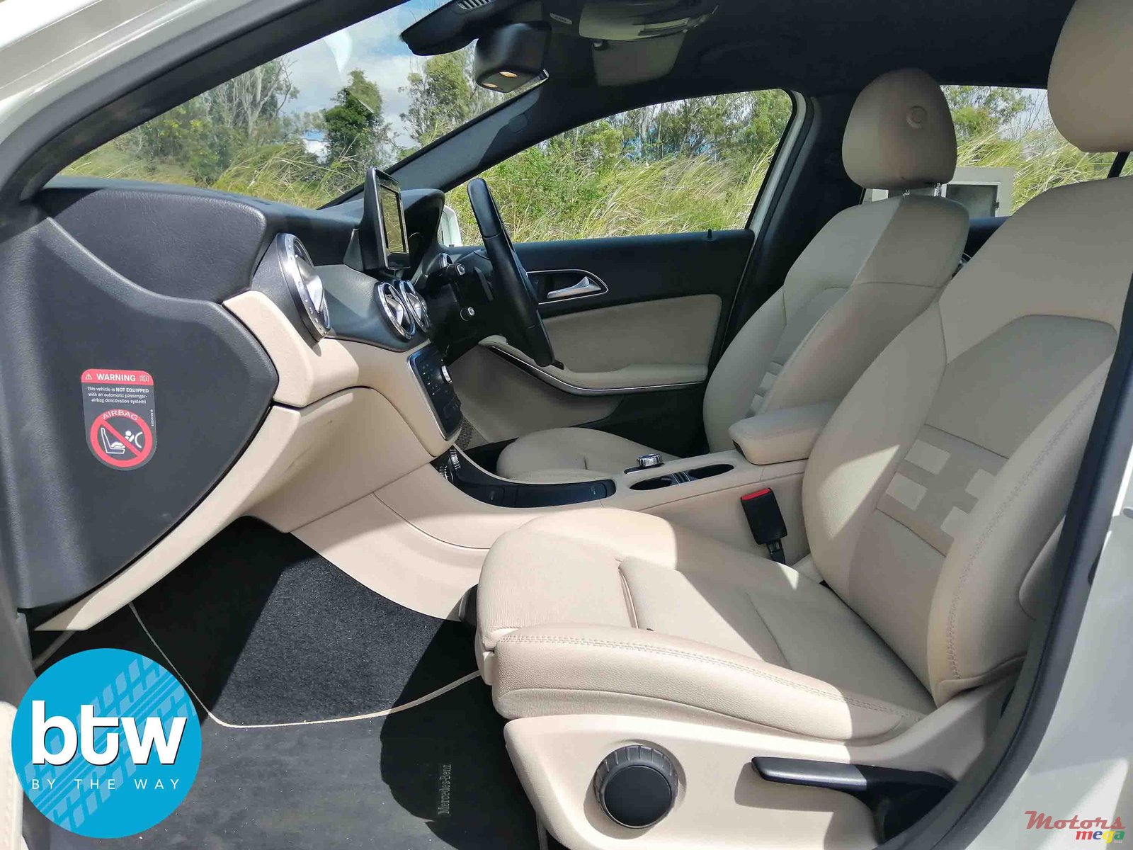 2016' Mercedes-Benz GLA-Class photo #5